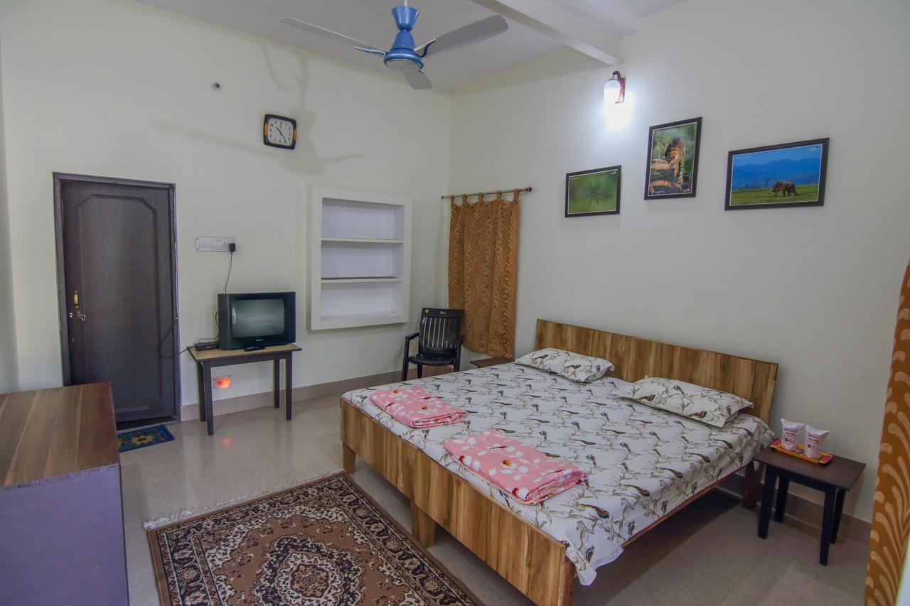 Iora Guest House Bharatpur Exterior photo